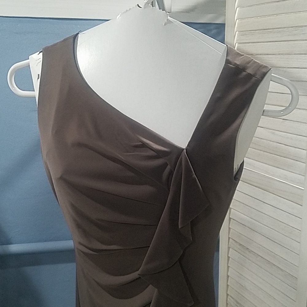 Dress - Picture 2 of 7